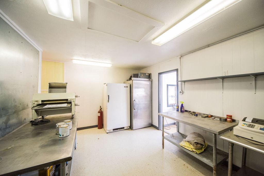 16671 US Highway 68 E, Hardin, KY 42048